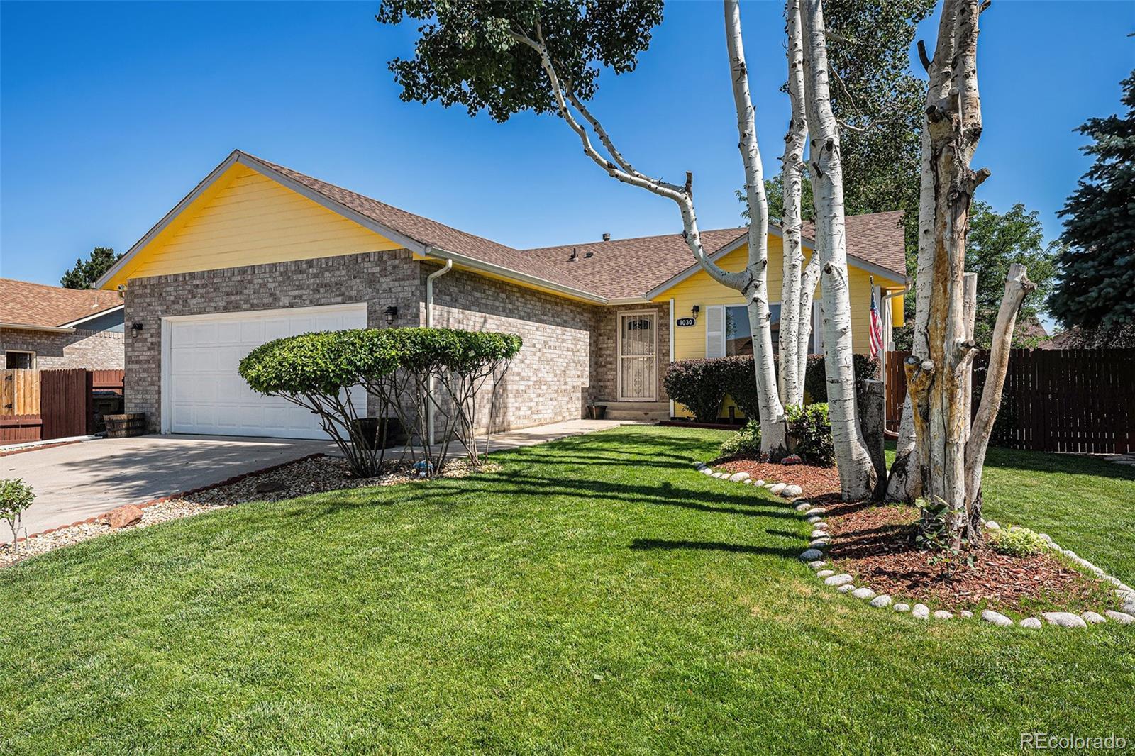 Photo of Listing #1929321