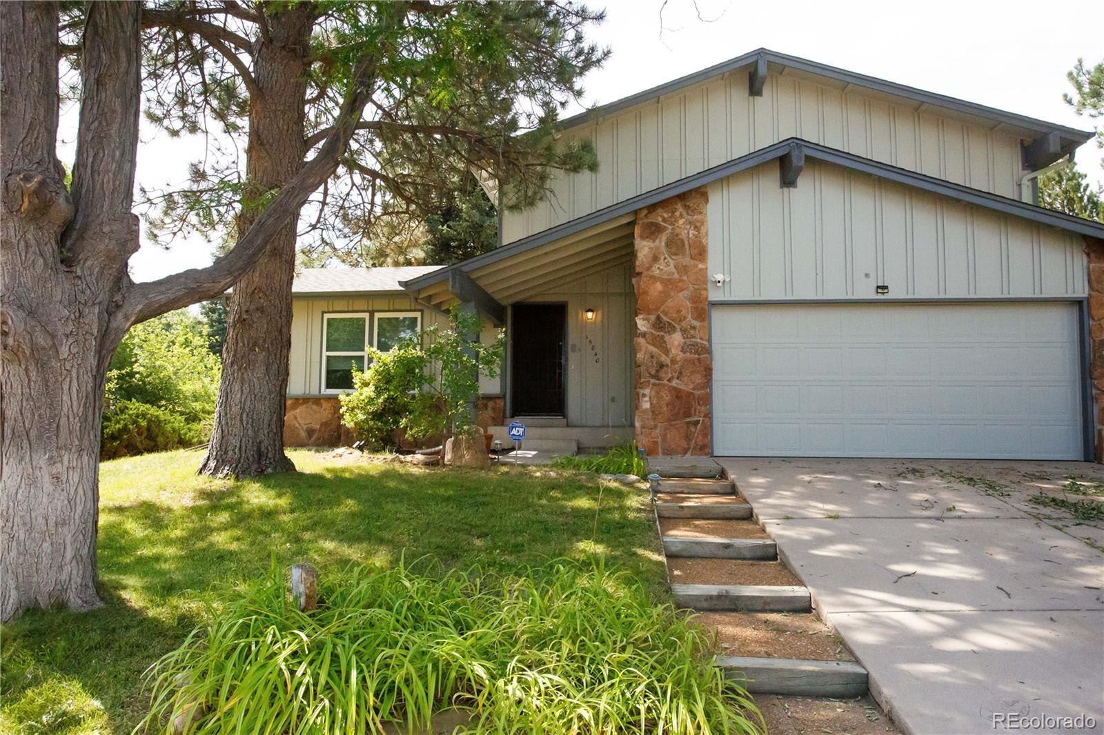 Photo of Listing #1945888