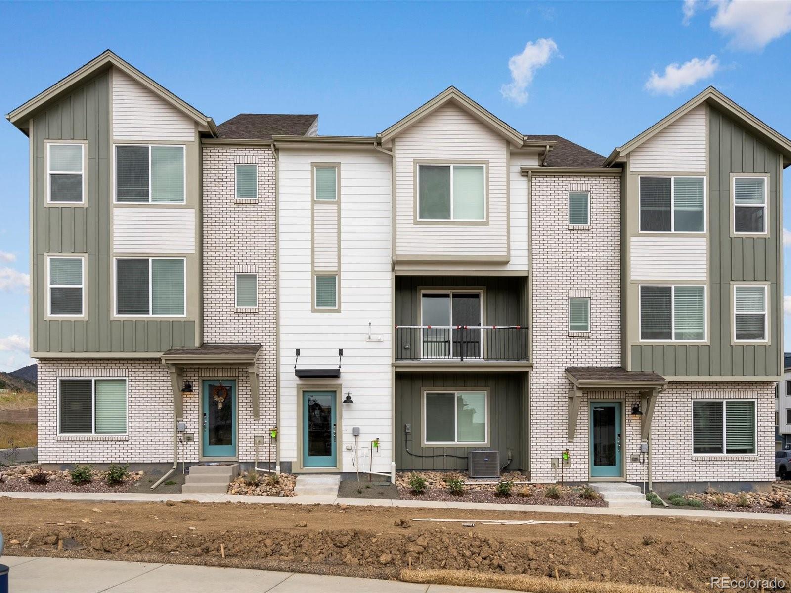 Photo of Listing #1946431