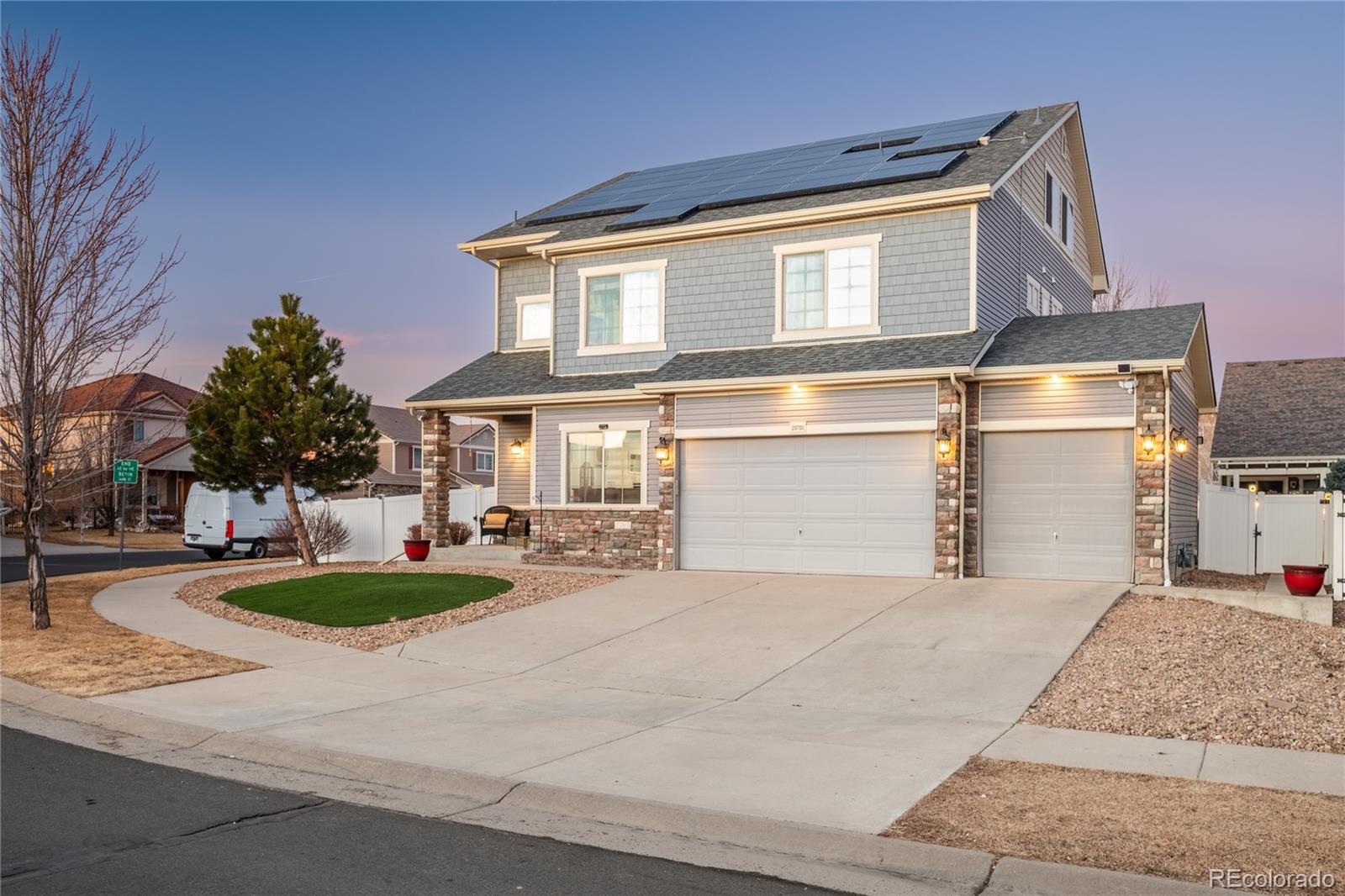 Photo of Listing #1957016