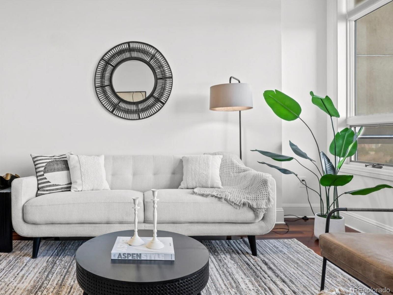 Photo of Listing #1963181