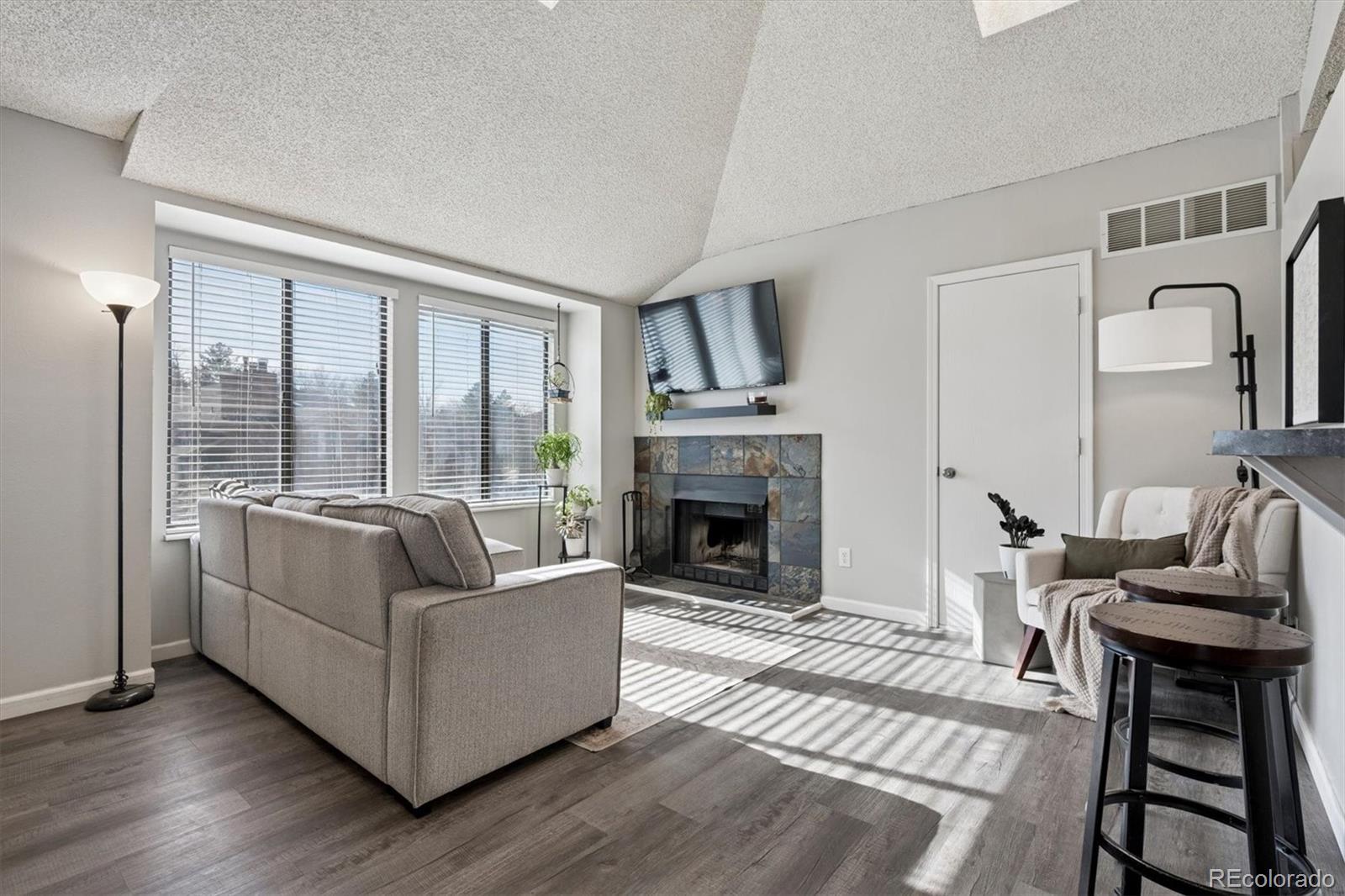 Photo of Listing #1964686