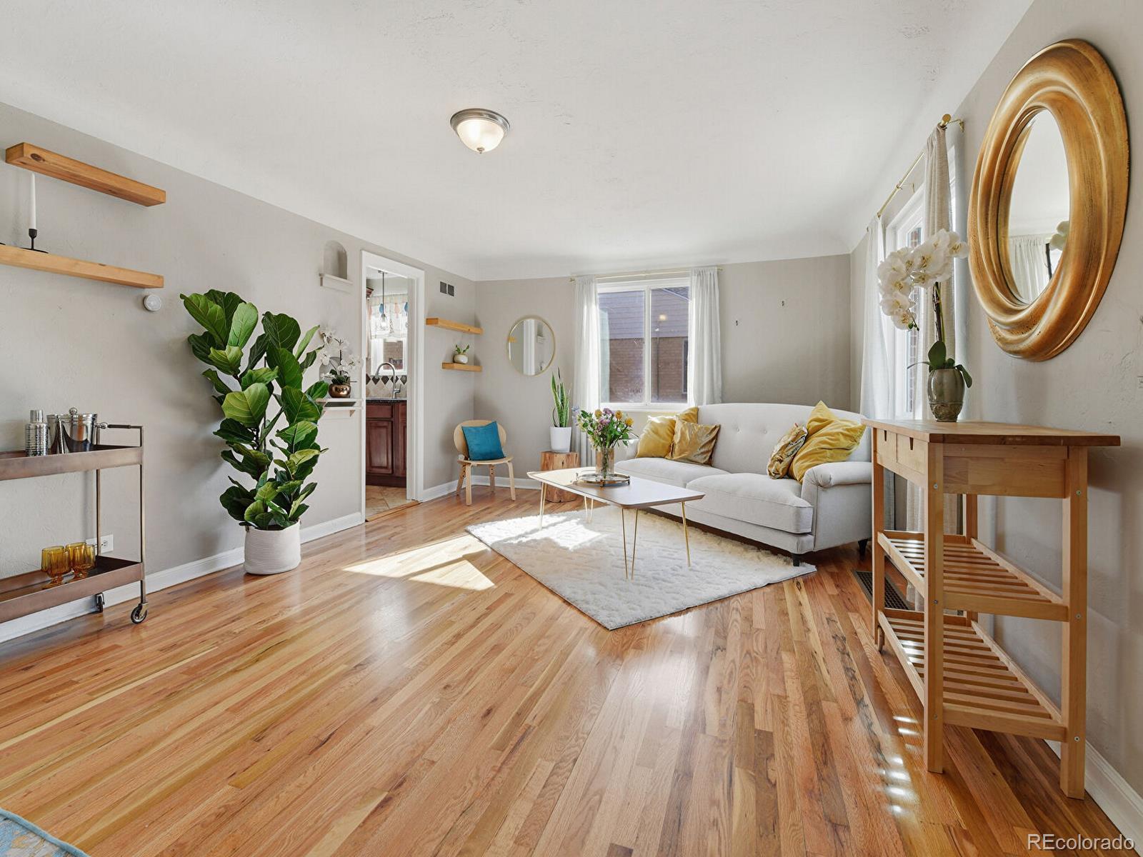 Photo of Listing #1995681