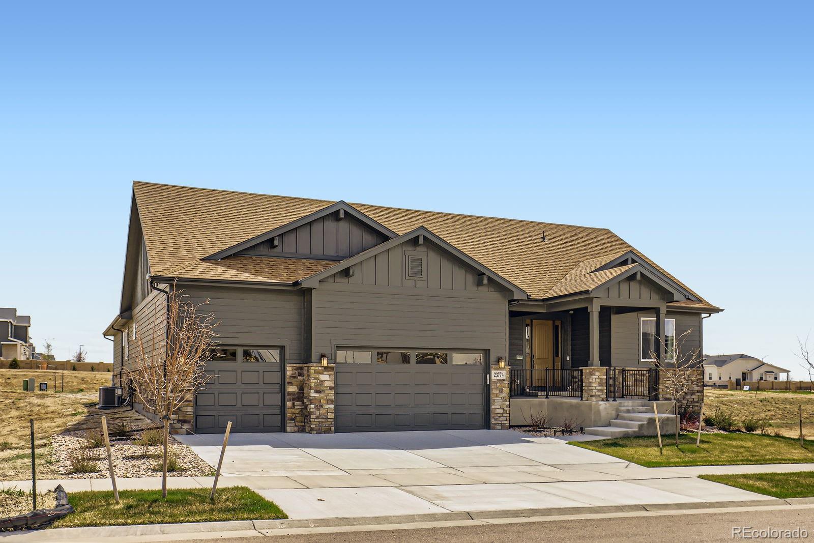 Photo of Listing #1996320