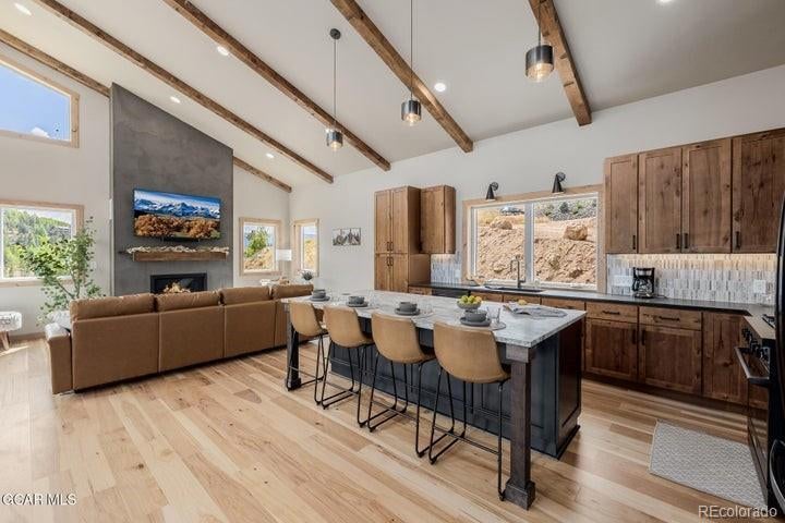 Photo of Listing #1997588