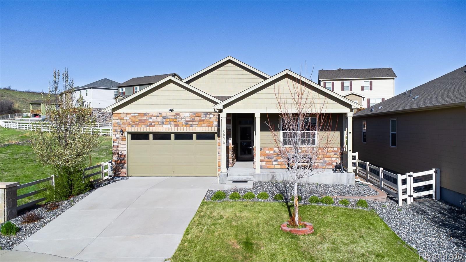 Photo of Listing #2005479