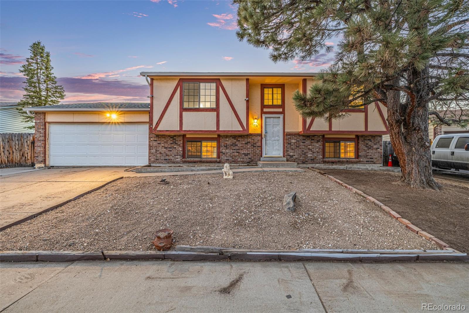 Photo of Listing #2006957