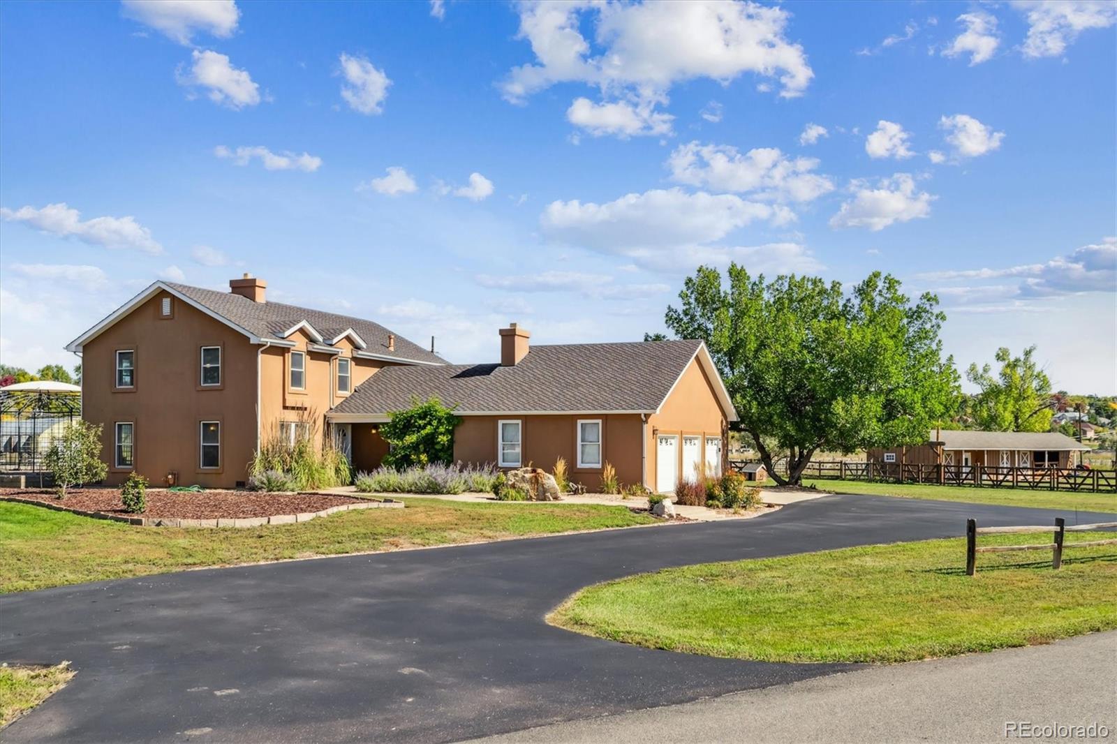 Photo of Listing #2009440