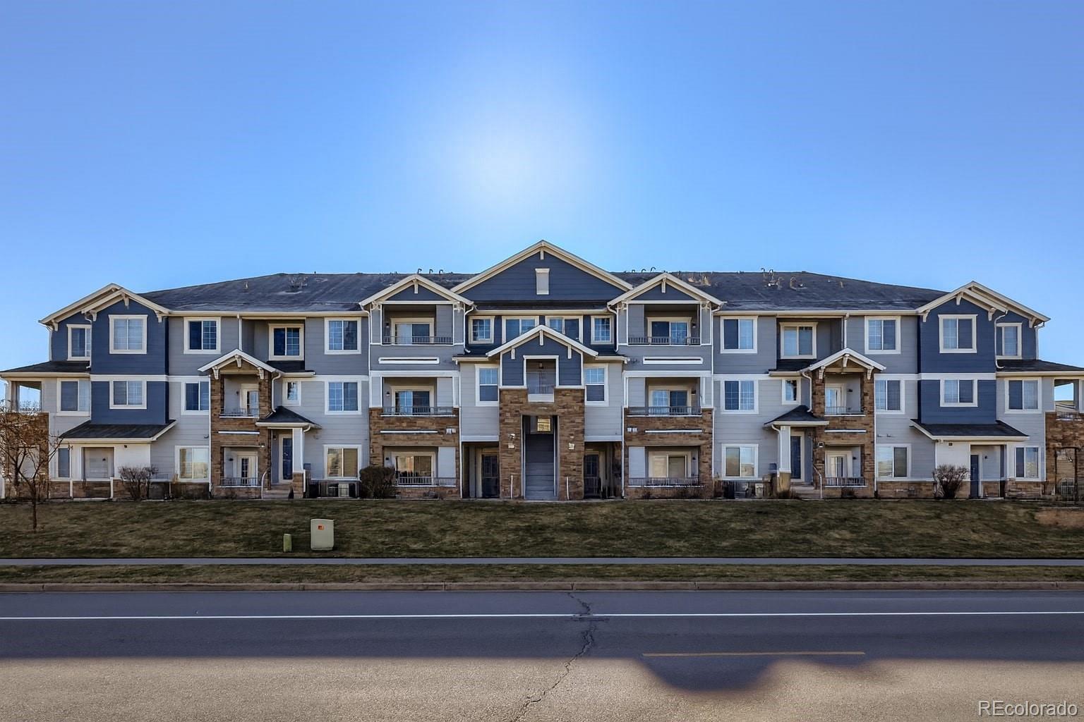 Photo of Listing #2011906