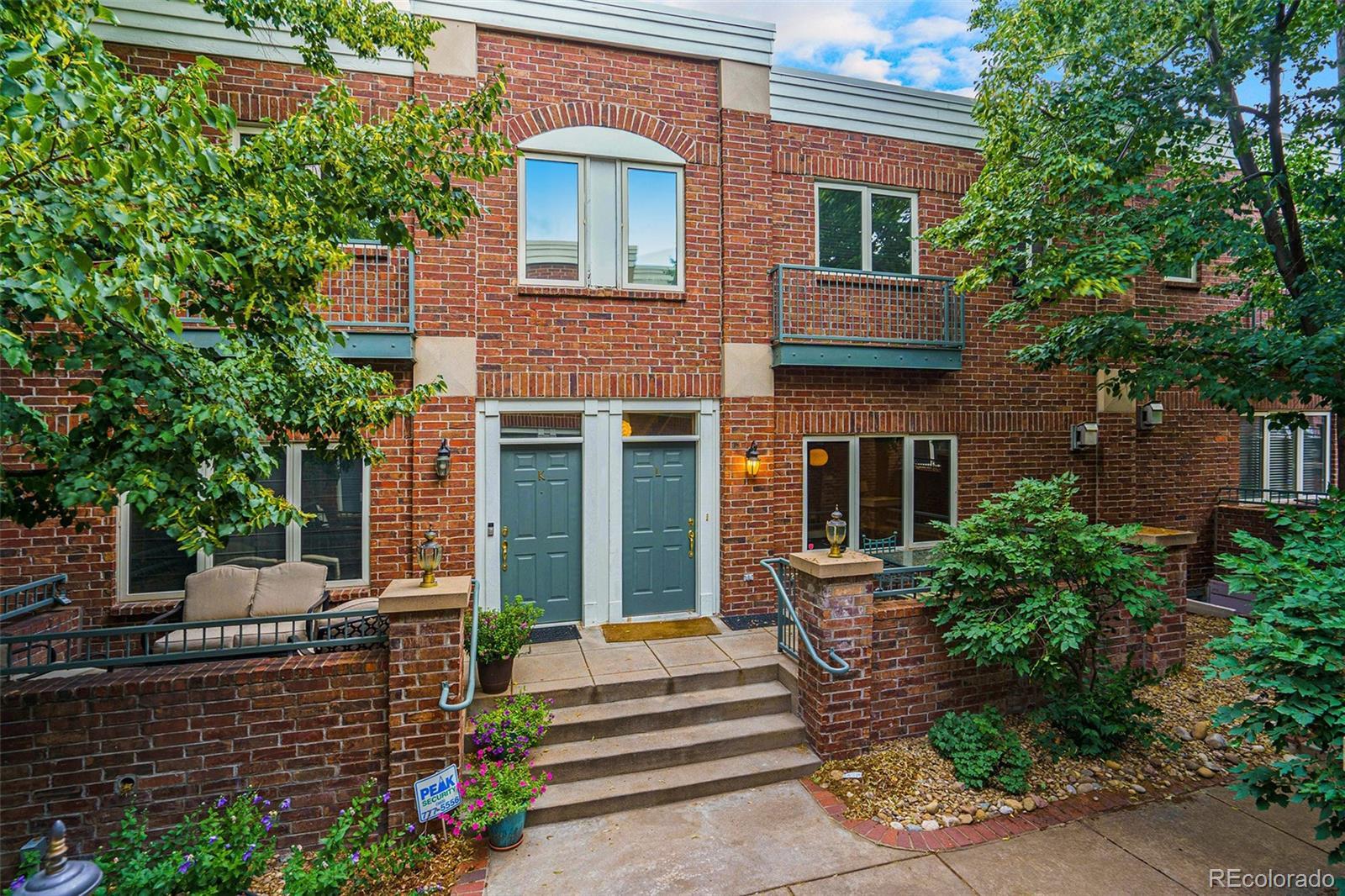 Photo of Listing #2014410