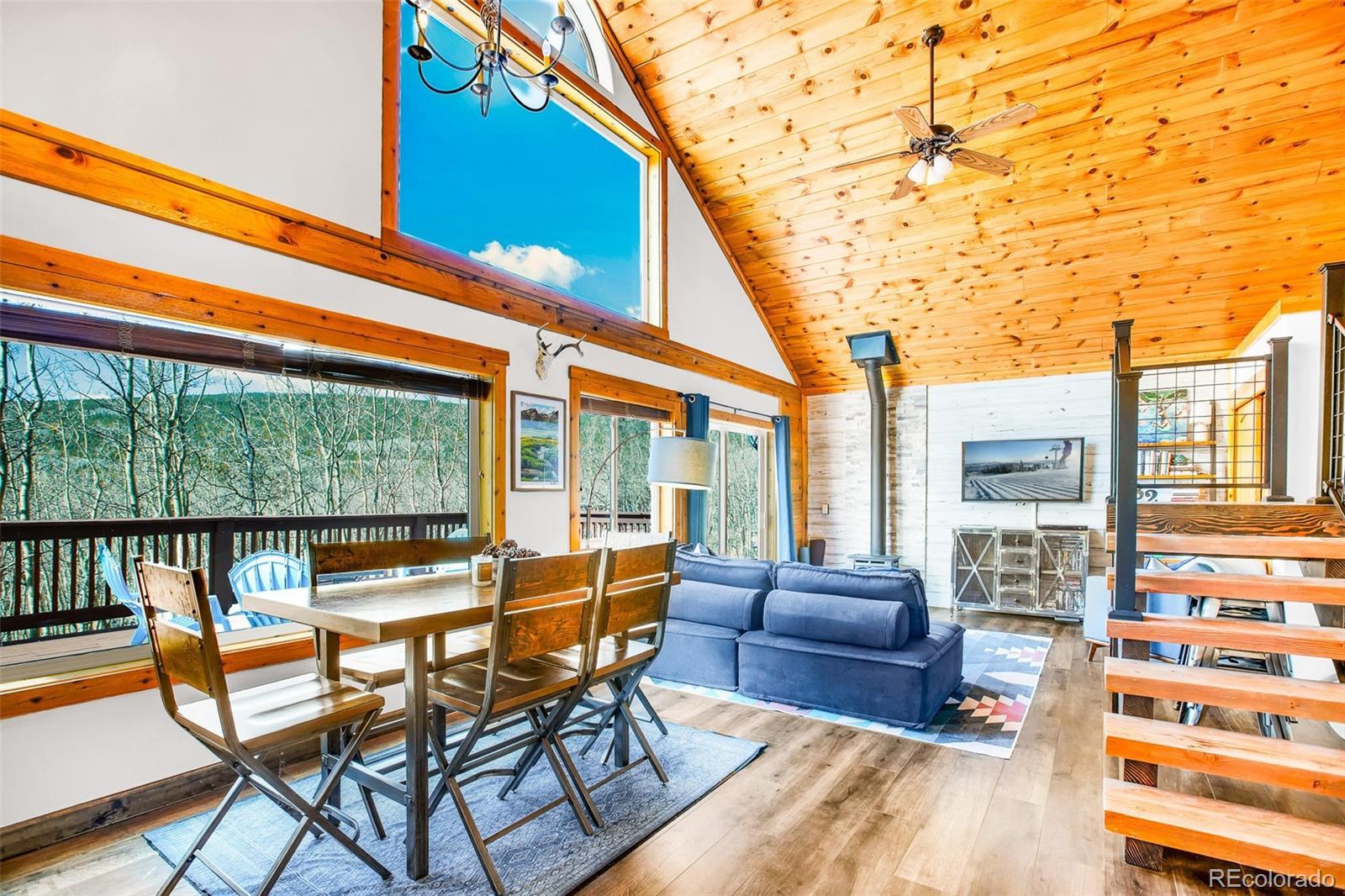 Photo of Listing #2022055