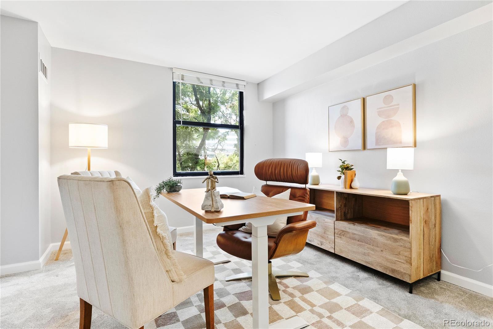 Photo of Listing #2022709