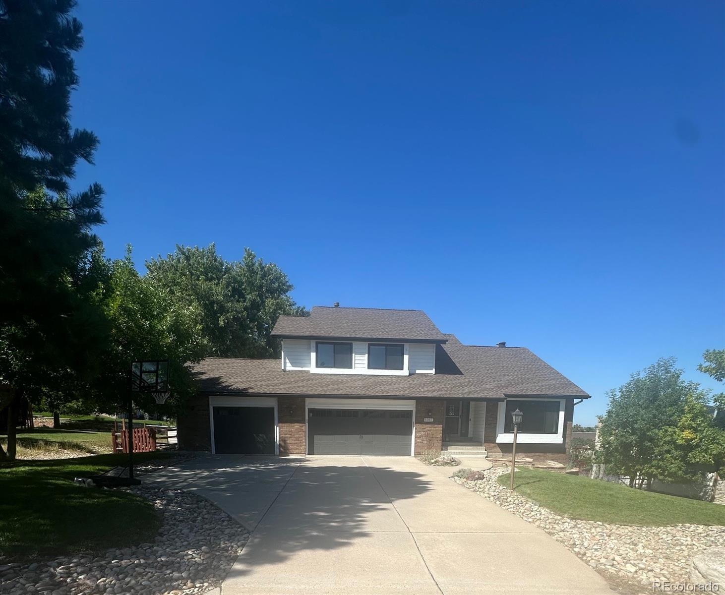 Photo of Listing #2027925