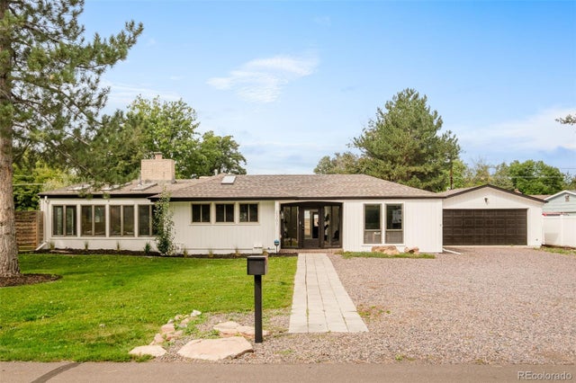 2301 Brentwood Street, Lakewood