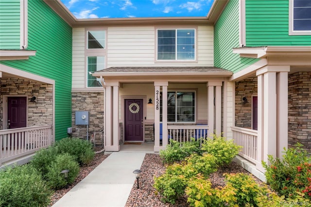 21528 E 59th Place, Aurora