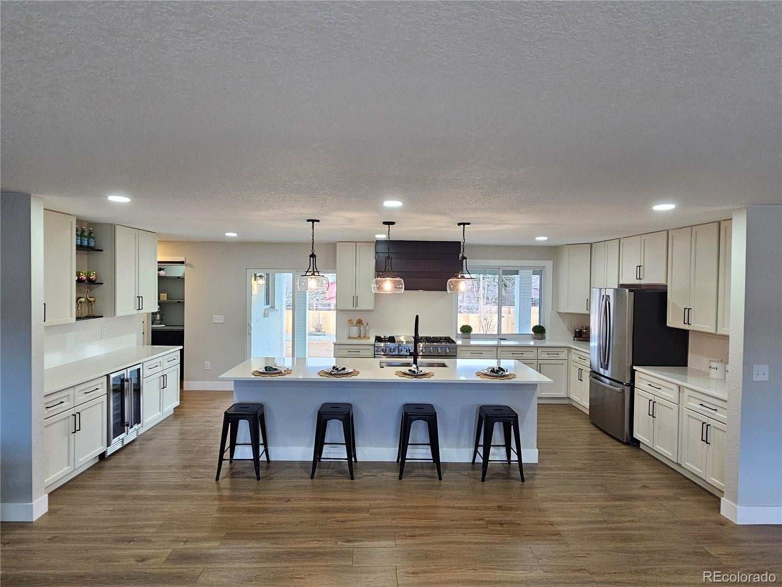 Photo of Listing #2031681