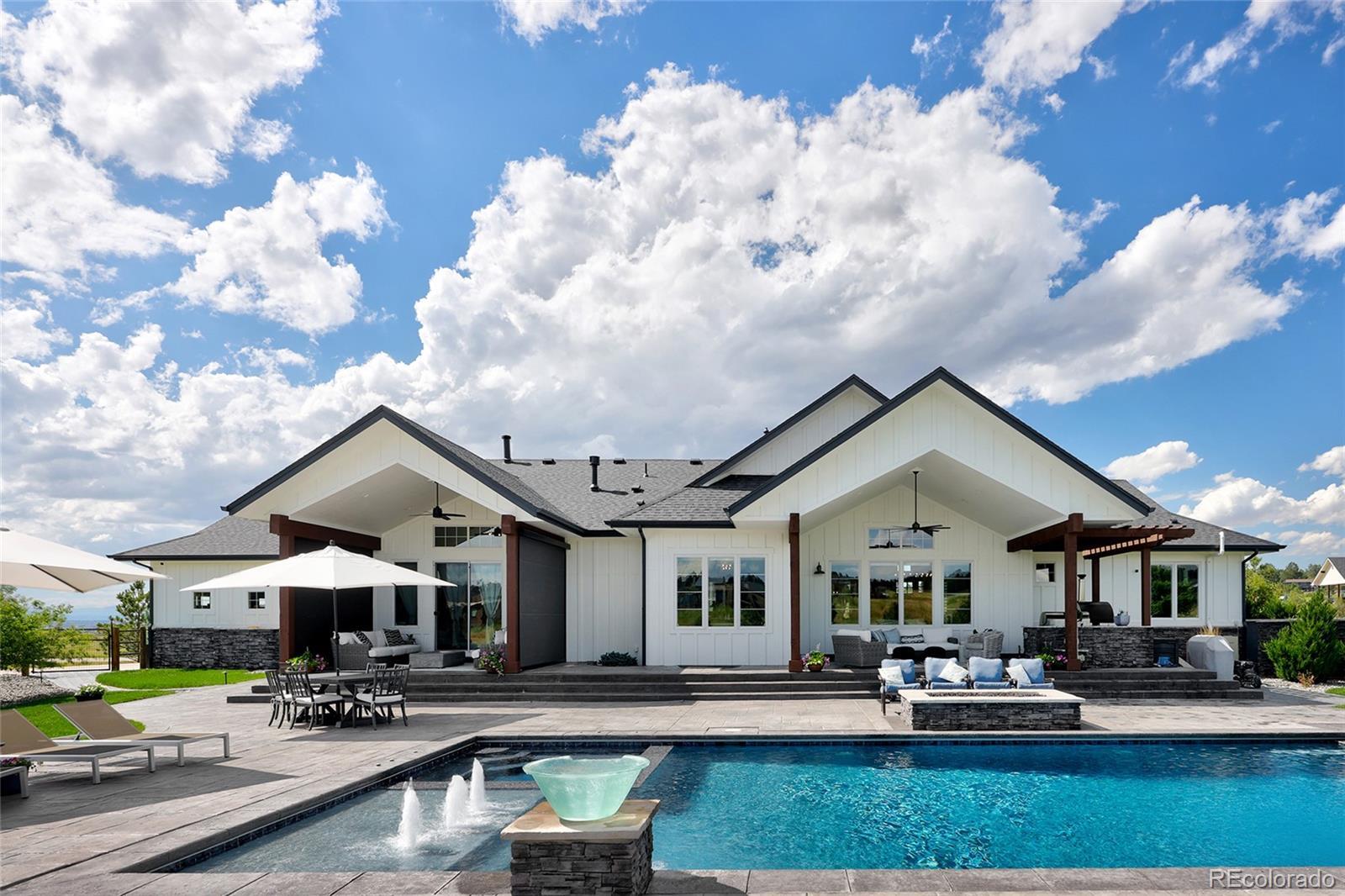 Photo of Listing #2037029