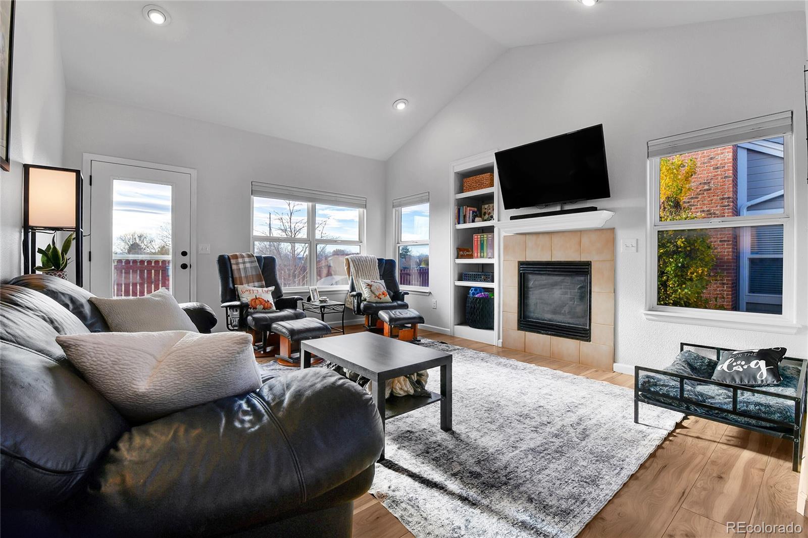 Photo of Listing #2038783