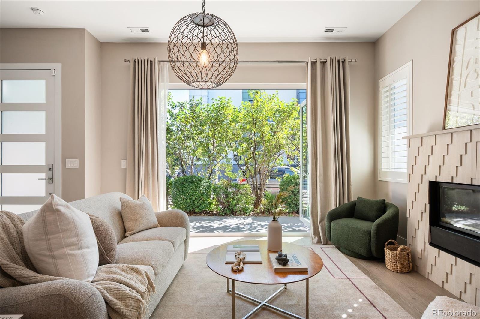 Photo of Listing #2047938