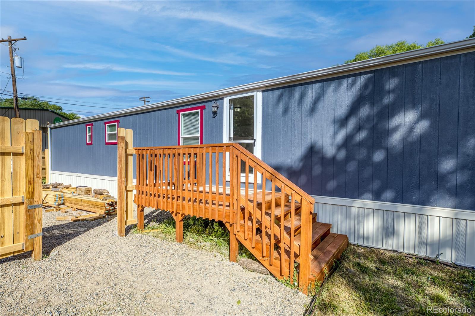 Photo of Listing #2052408