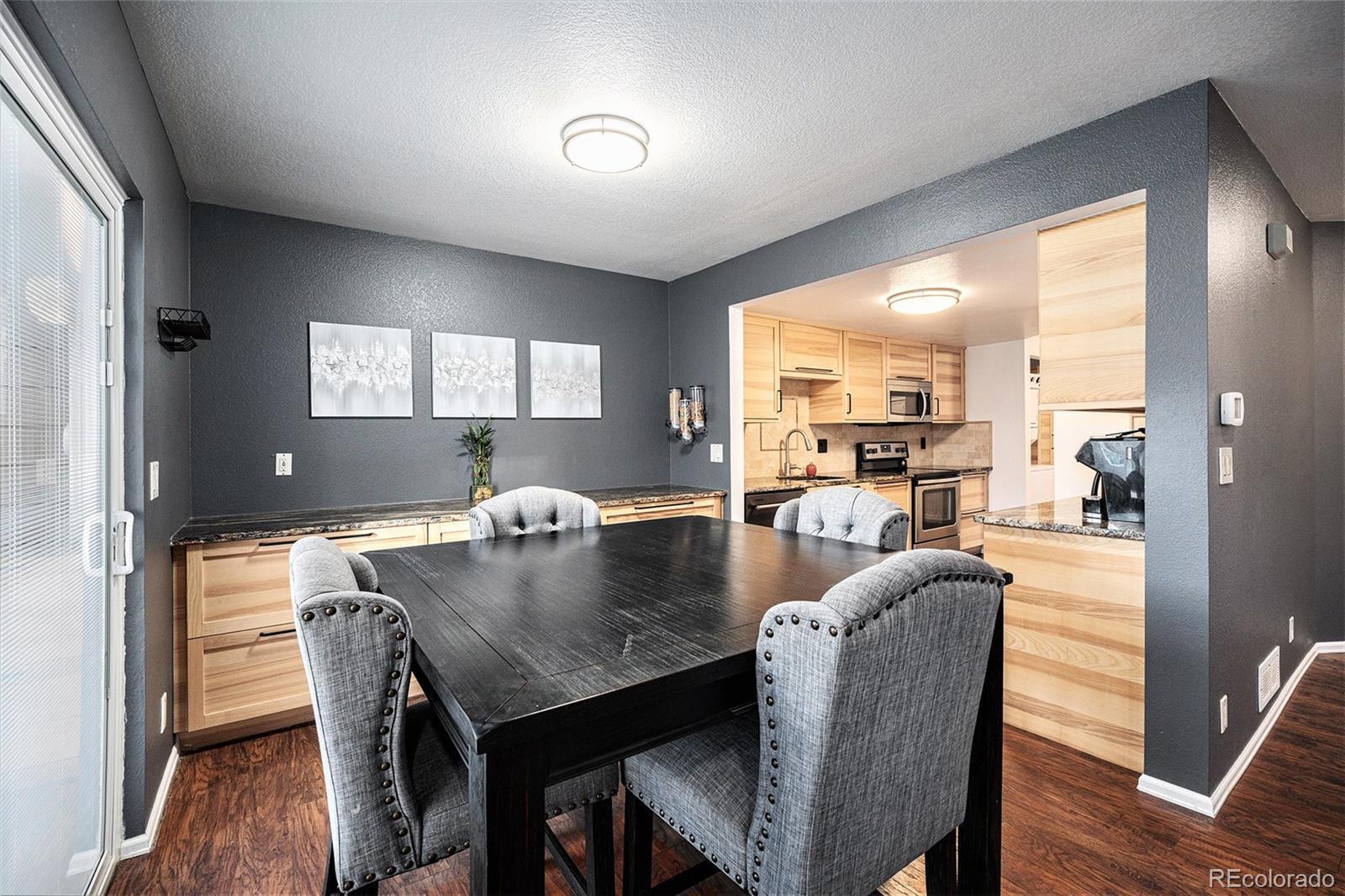 Photo of Listing #2054188