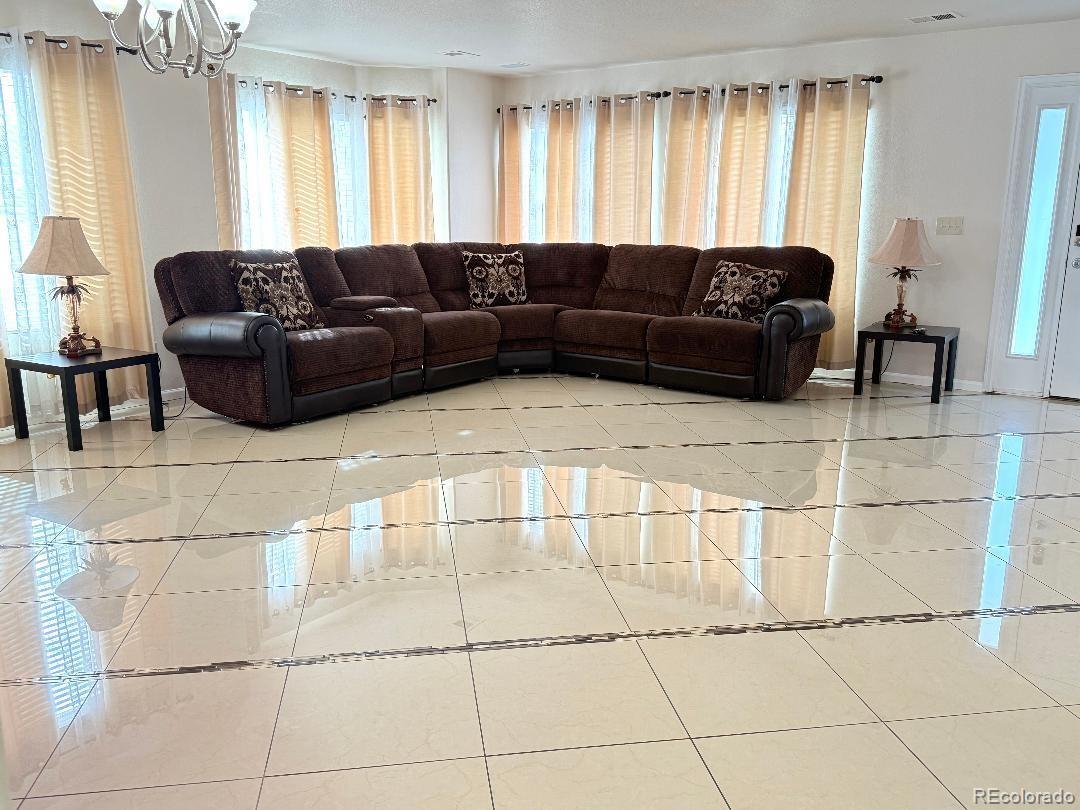 Photo of Listing #2069999