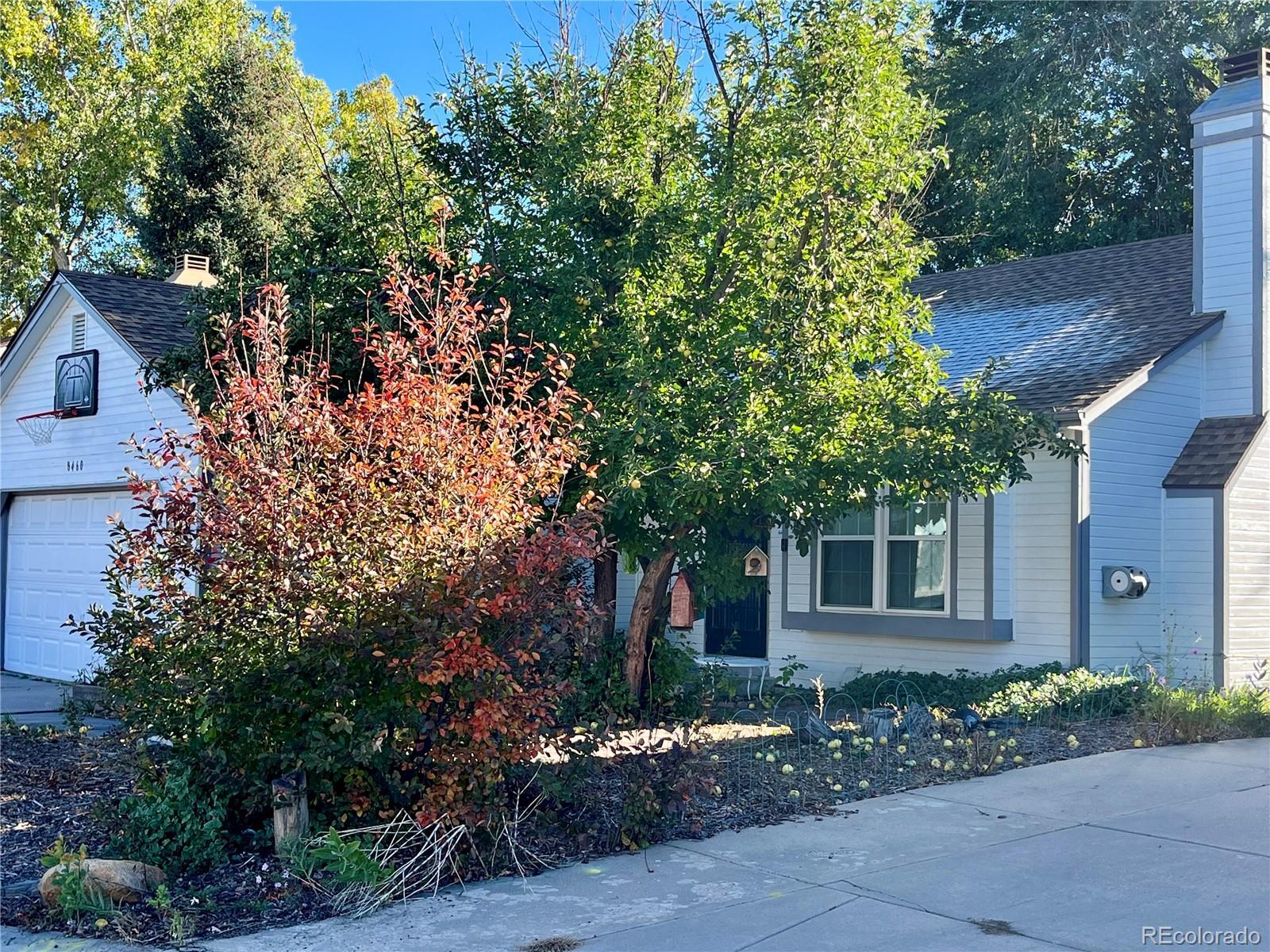 Photo of Listing #2077050