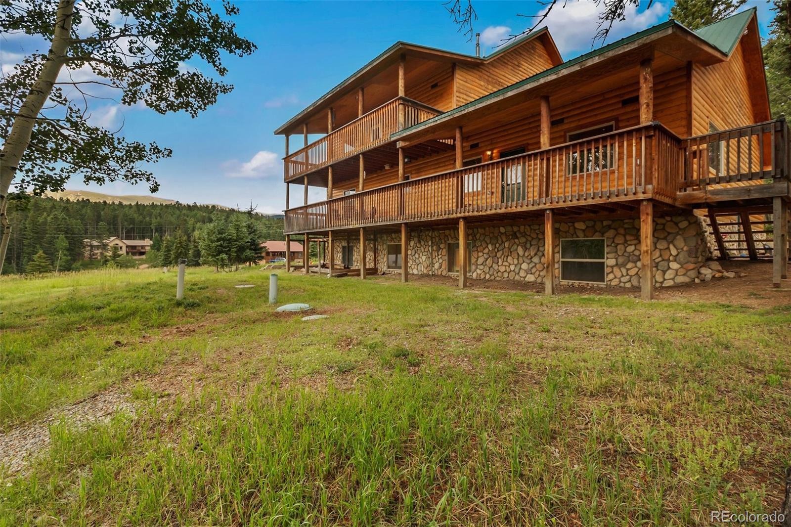 Photo of Listing #2079125