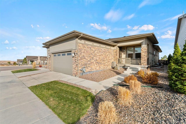 2032 Sagerock, Castle Rock
