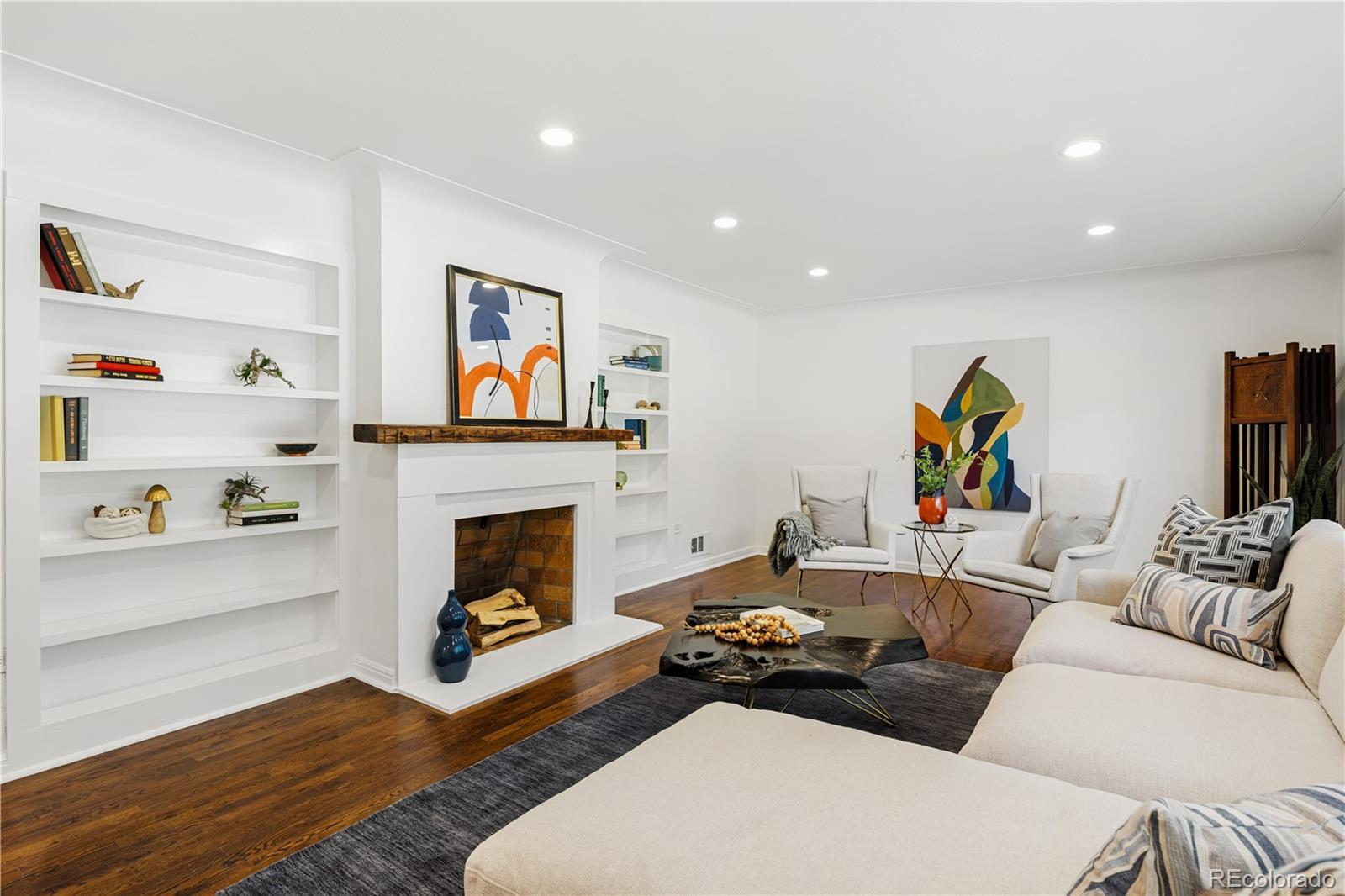 Photo of Listing #2101972