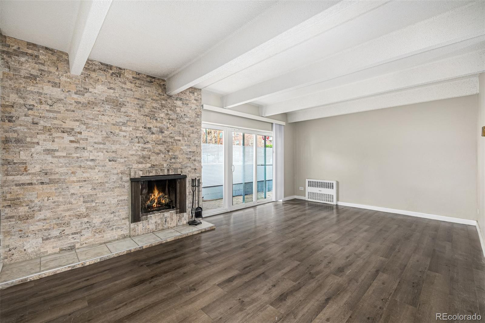 Photo of Listing #2104527