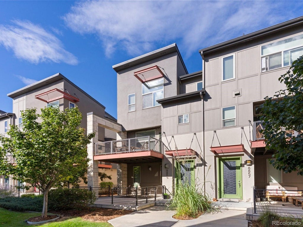 8855 E 55th Avenue, Denver