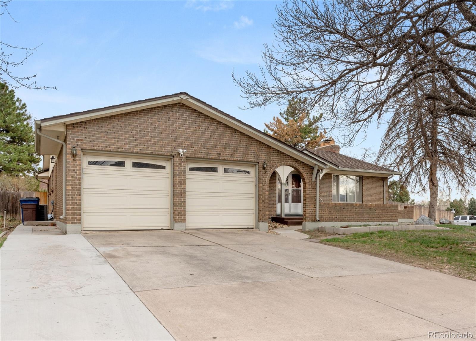 Photo of Listing #2118403