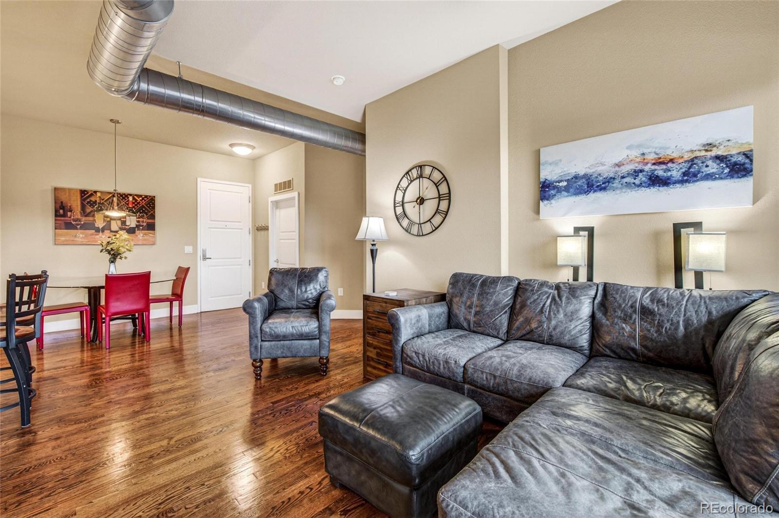 Photo of Listing #2124800