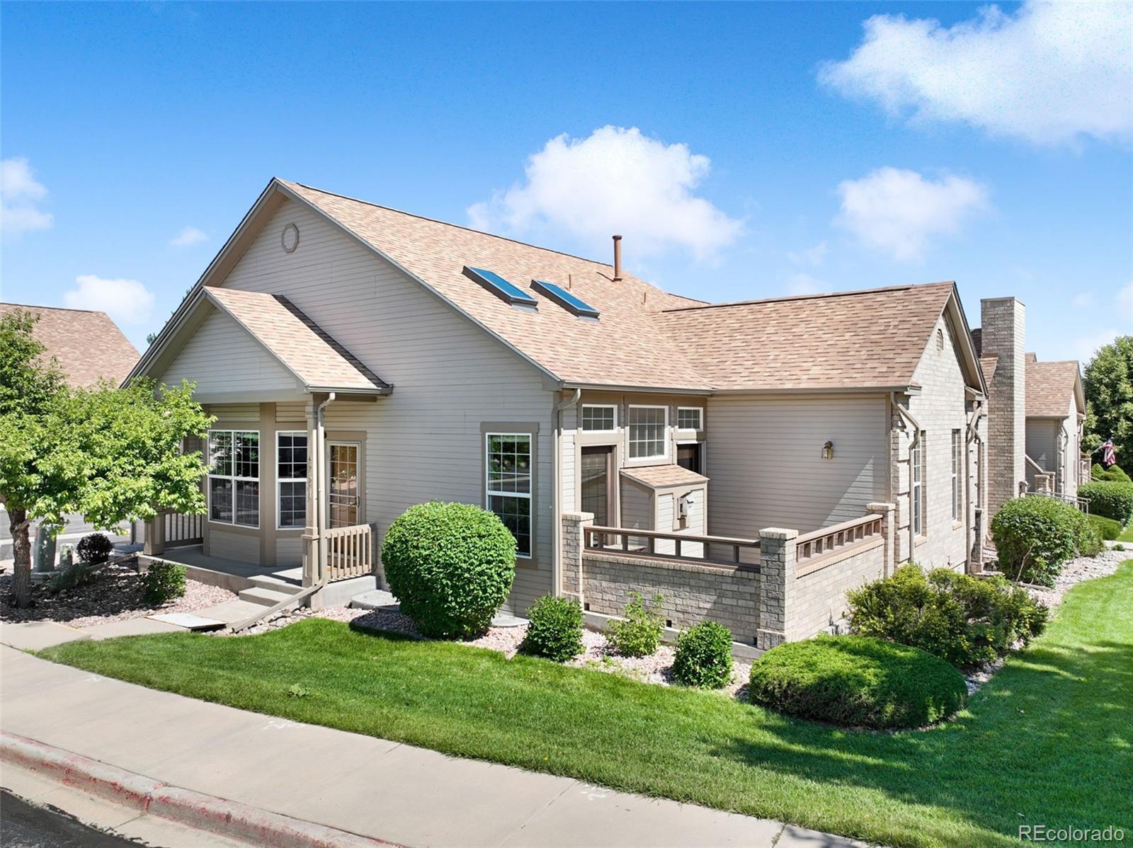 Photo of Listing #2127875