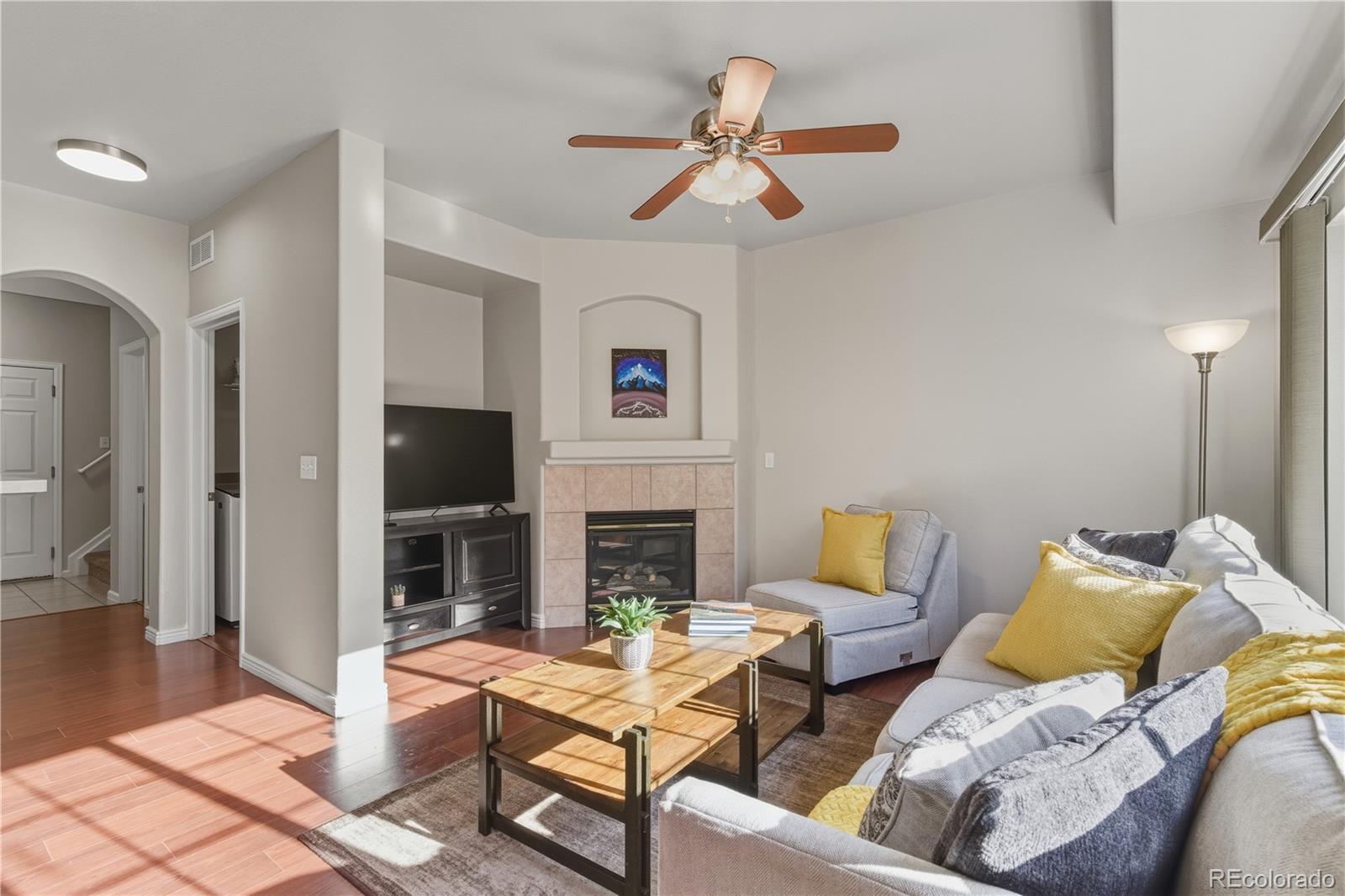 Photo of Listing #2128471