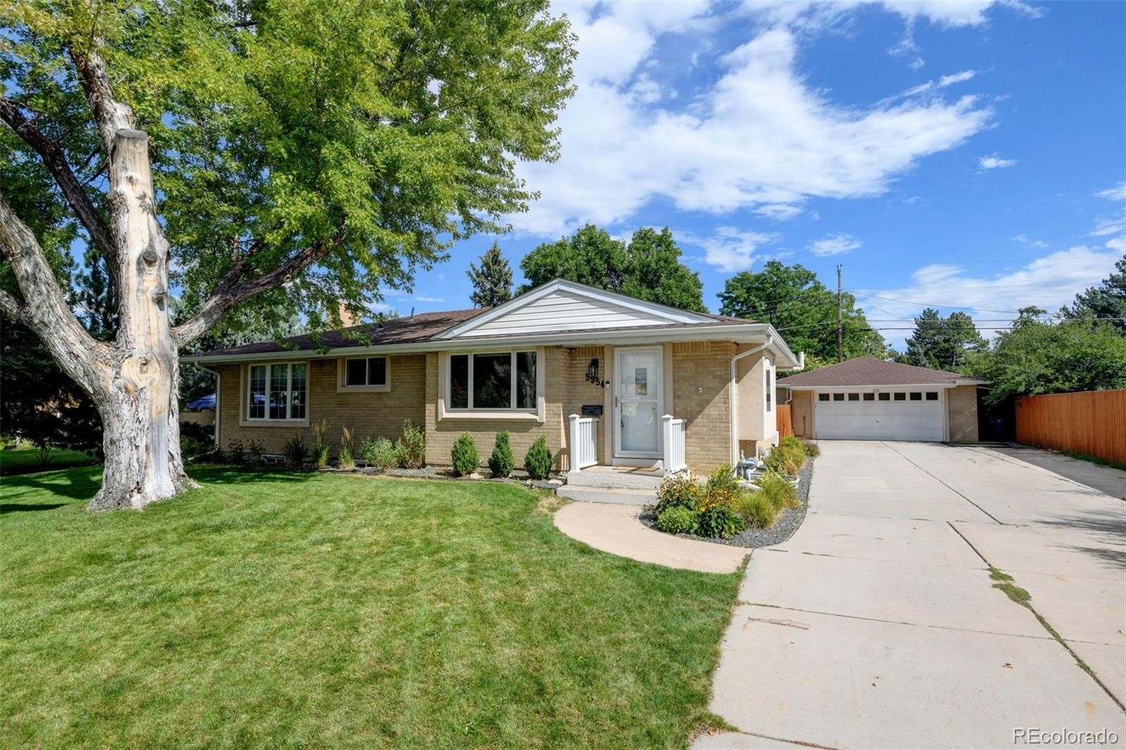 Photo of Listing #2142807