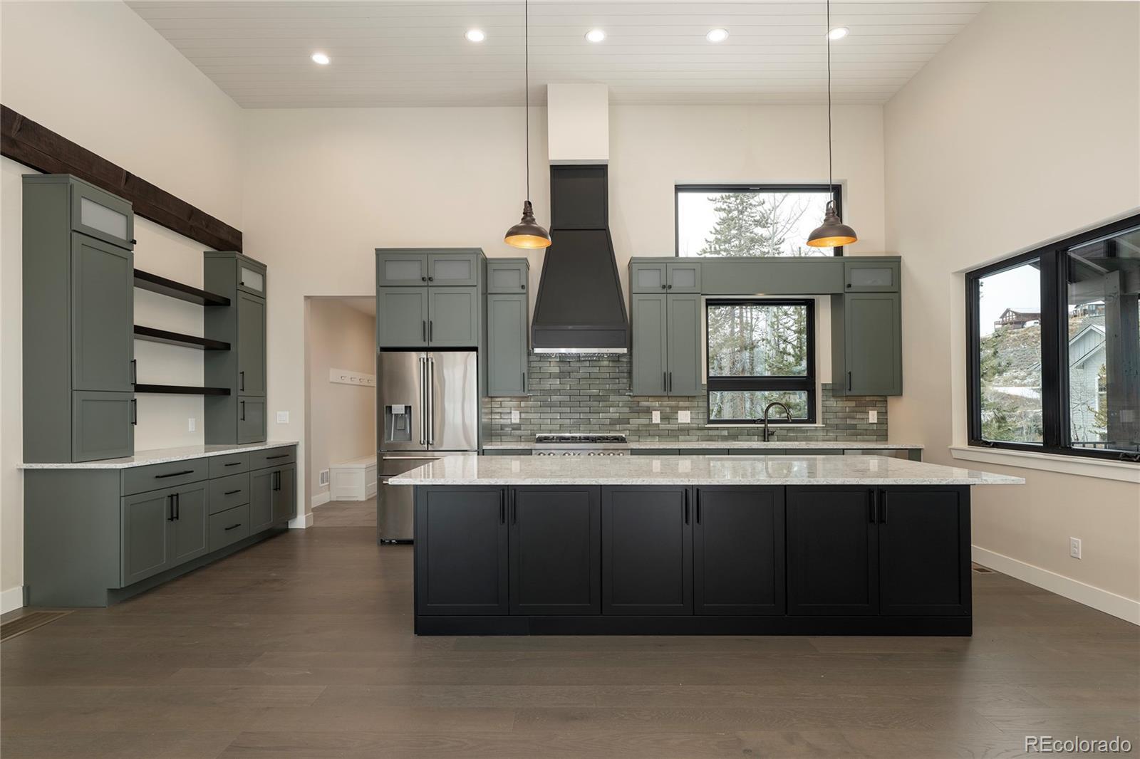 Photo of Listing #2142812