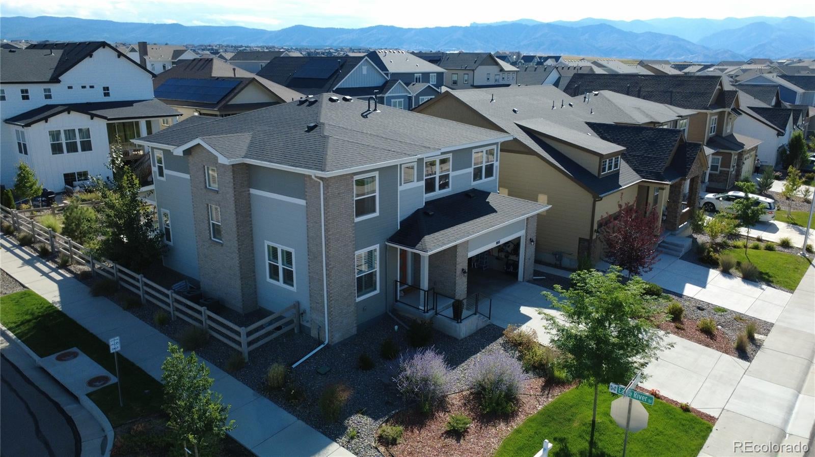 Photo of Listing #2143242