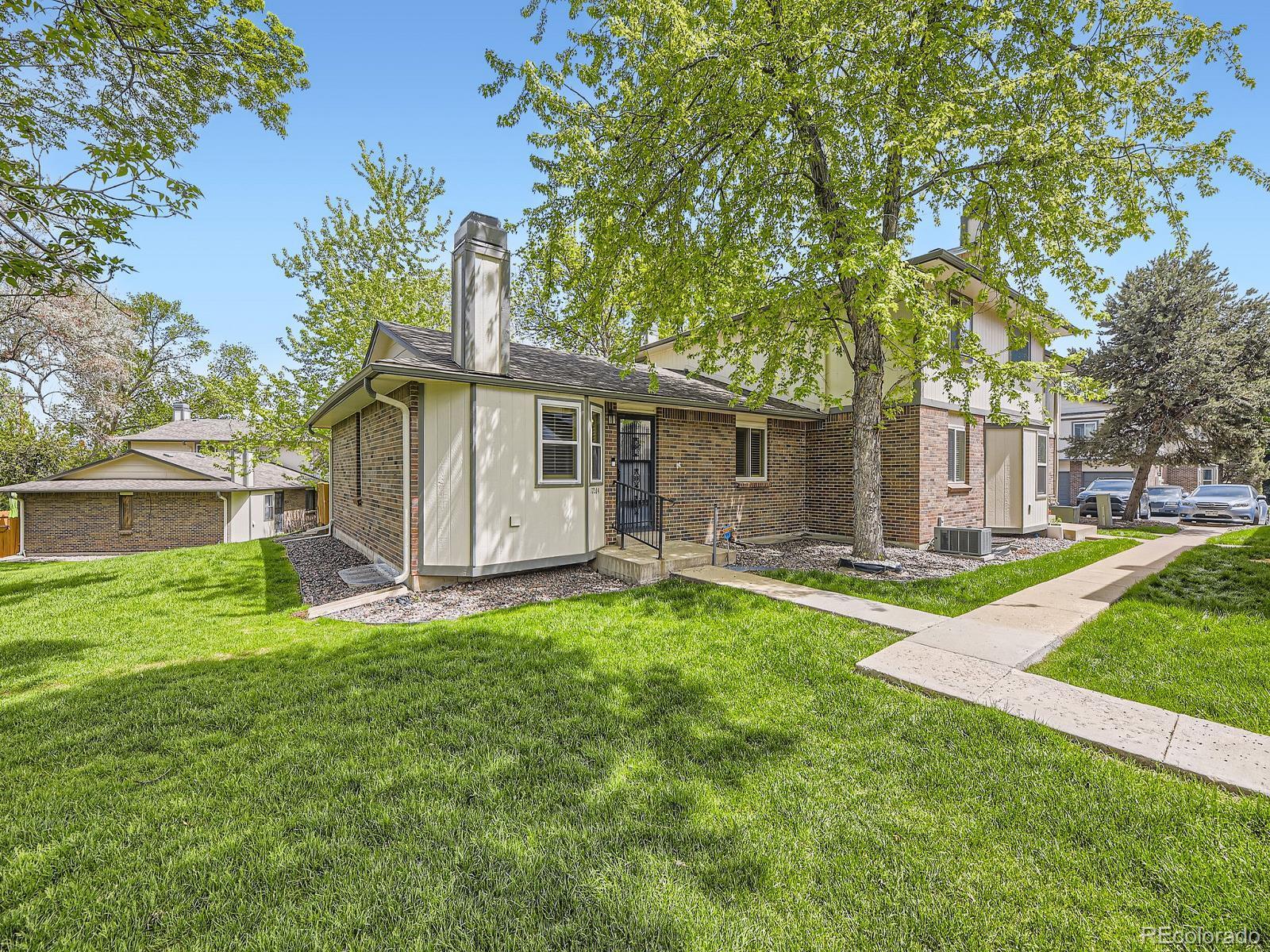 Photo of Listing #2185940