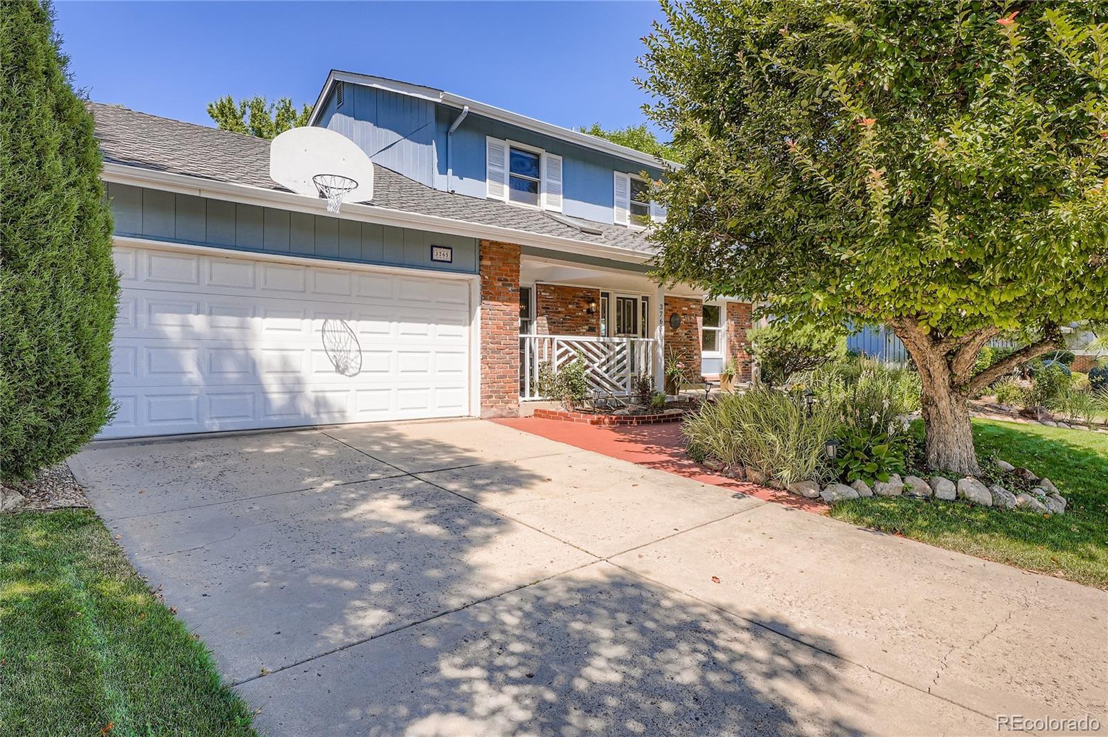 Photo of Listing #2209245