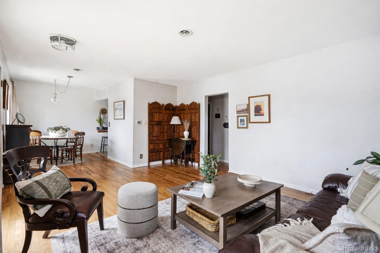 Photo of Listing #2209465