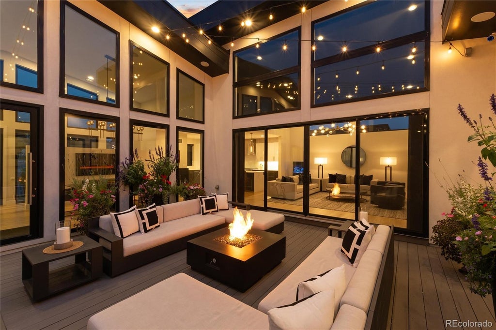 15 Wilder Lane, Littleton