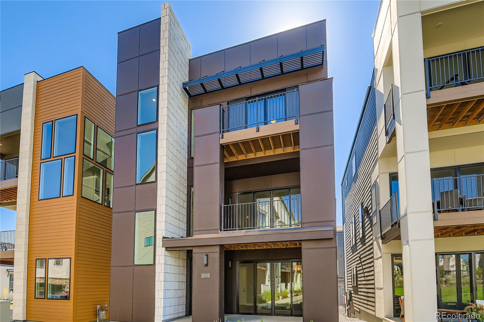 Photo of Listing #2213423