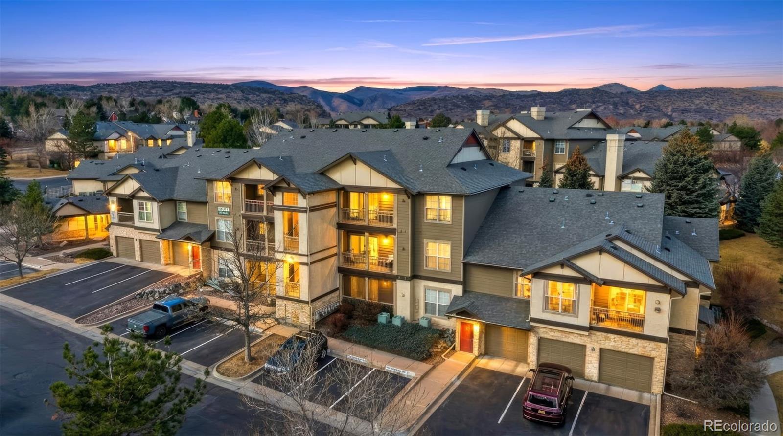 Photo of Listing #2215317