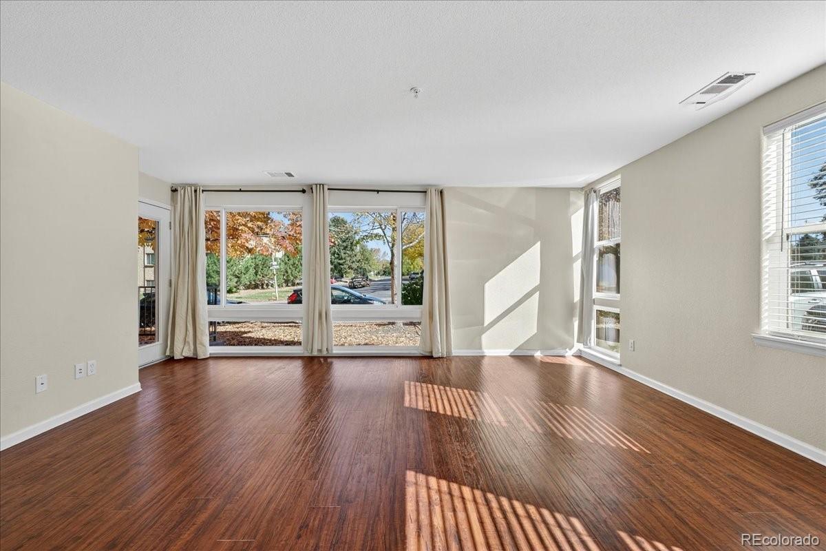 Photo of Listing #2229978