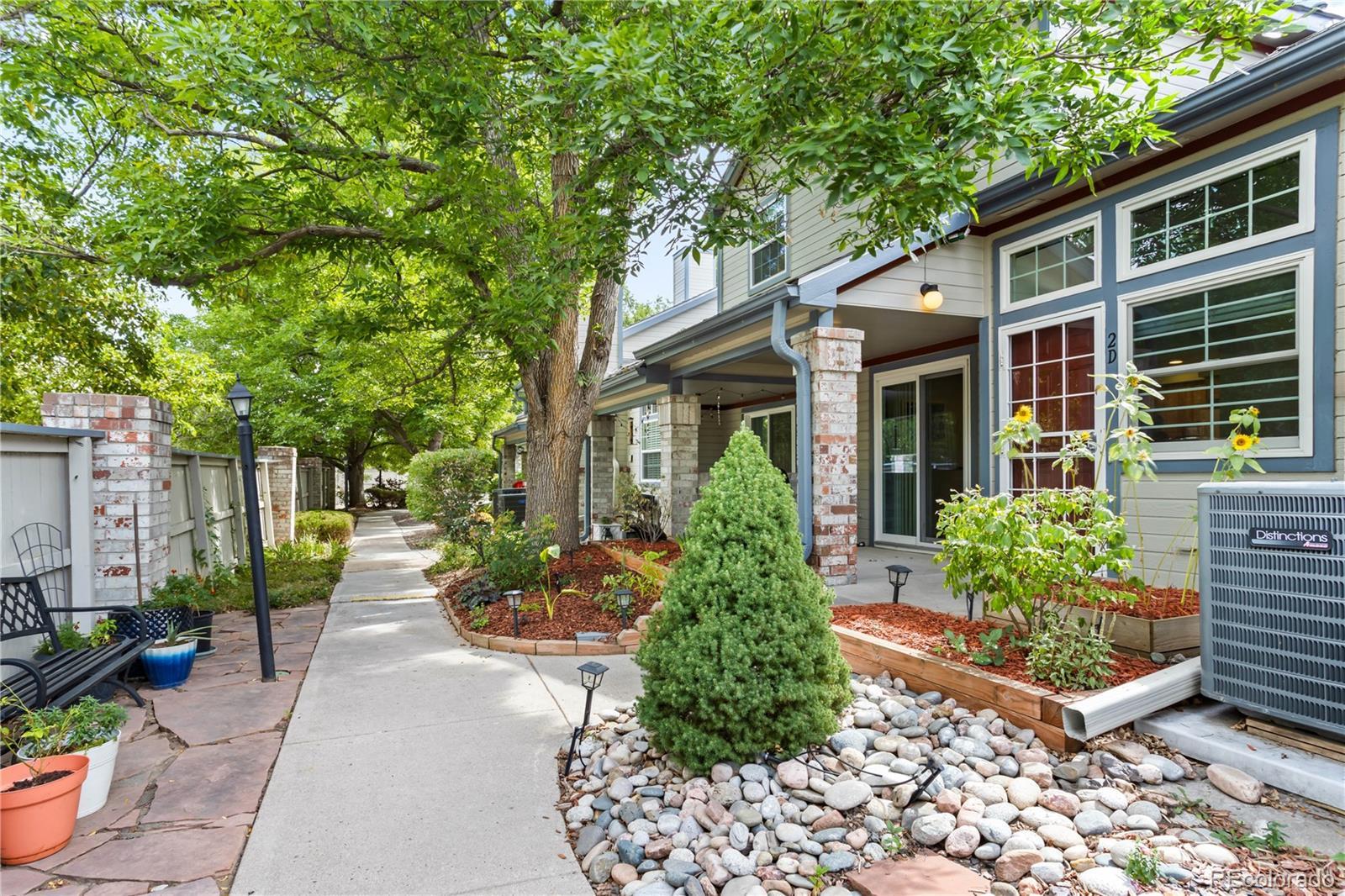 Photo of Listing #2244494