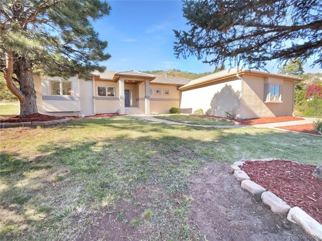 6424 Willow Broom Trail, Littleton