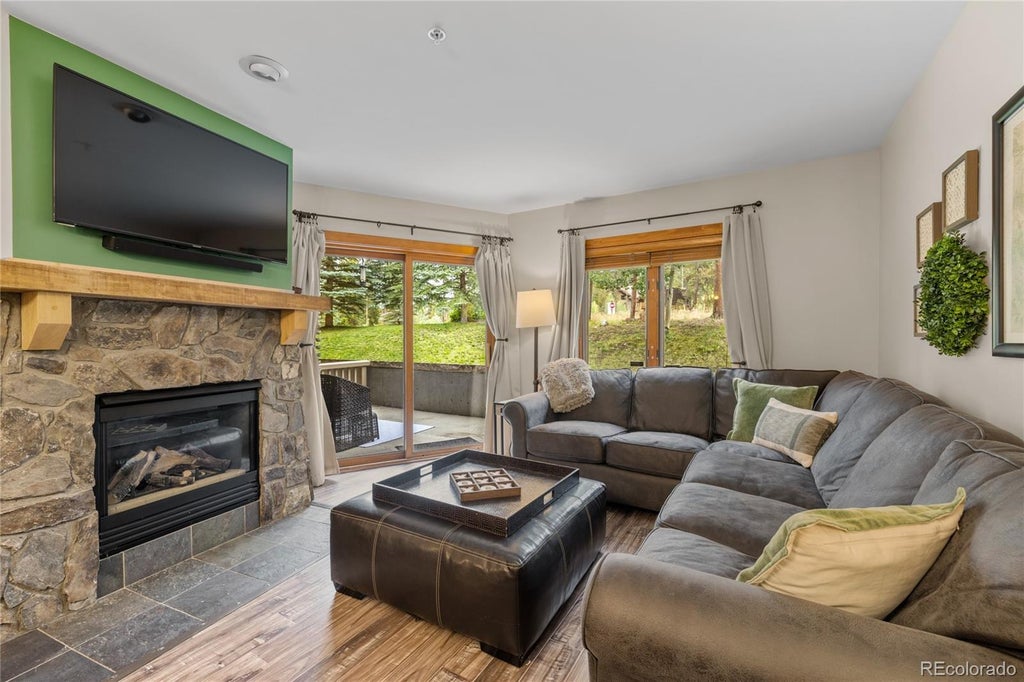 20 Hunki Dori Court 2225, Keystone