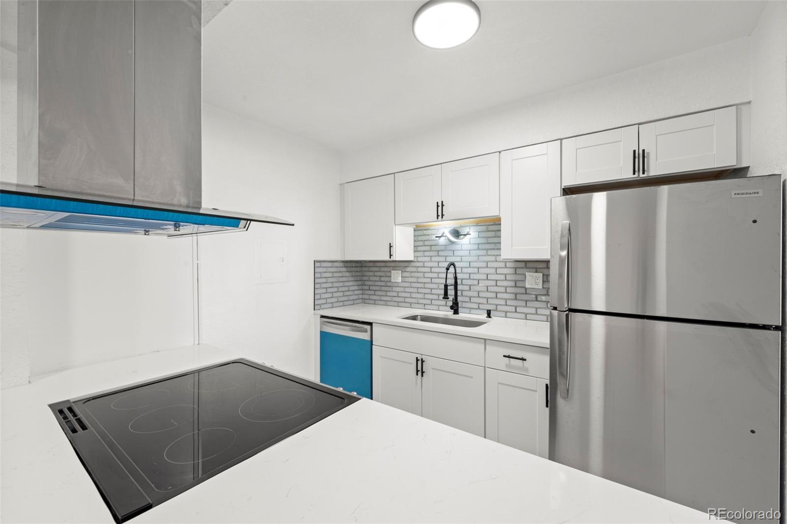 Photo of Listing #2285651